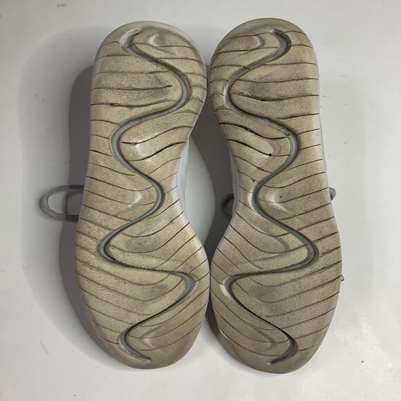 Nike Tessen Women’s Walking Casual Gray White Shoes Sneakers S-140 Size 7.5 - Picture 8 of 8